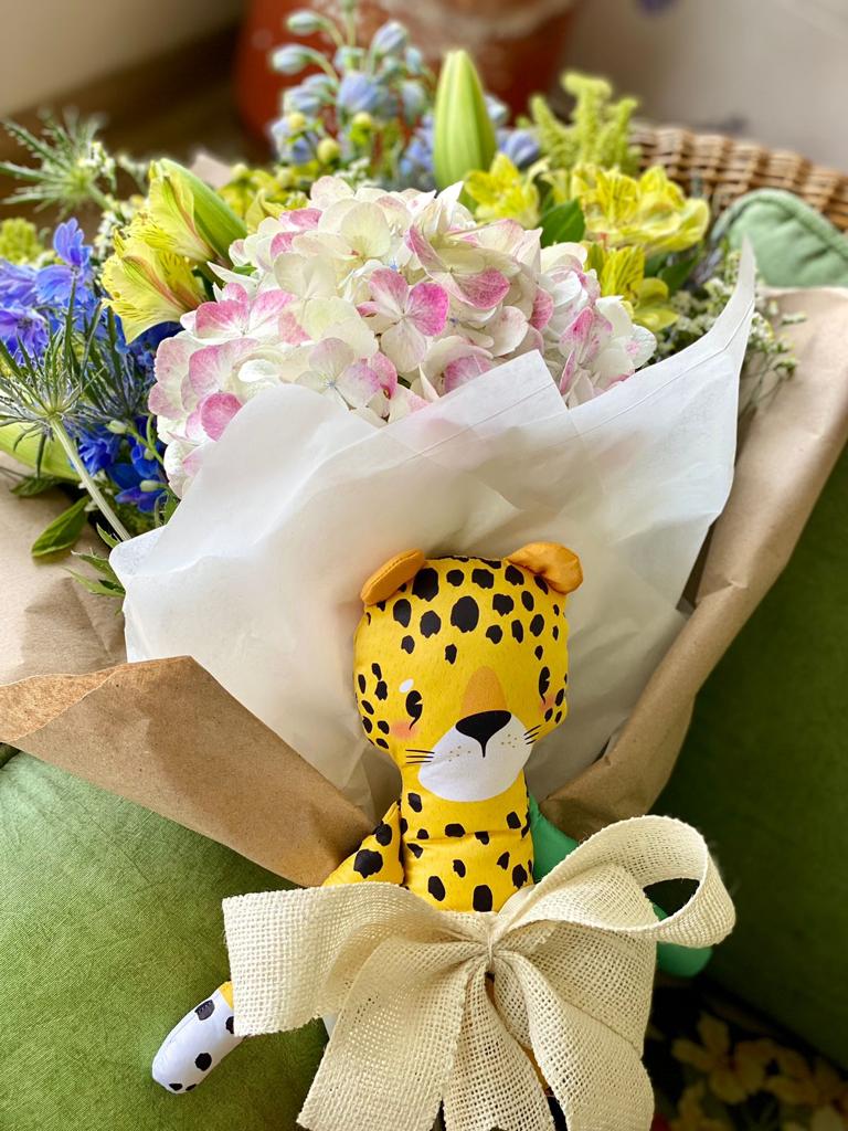 Bouquet con muñeco