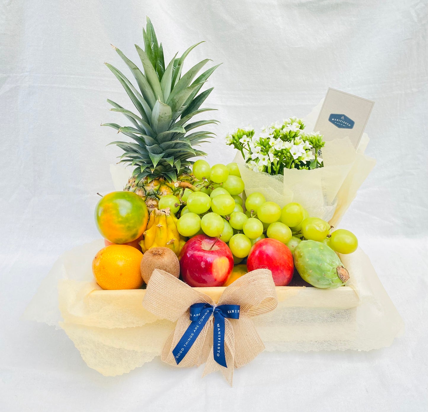 Frutas con planta